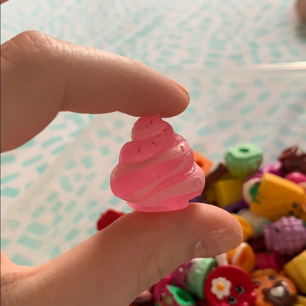 SHOPKINS - Picture 3 of 5